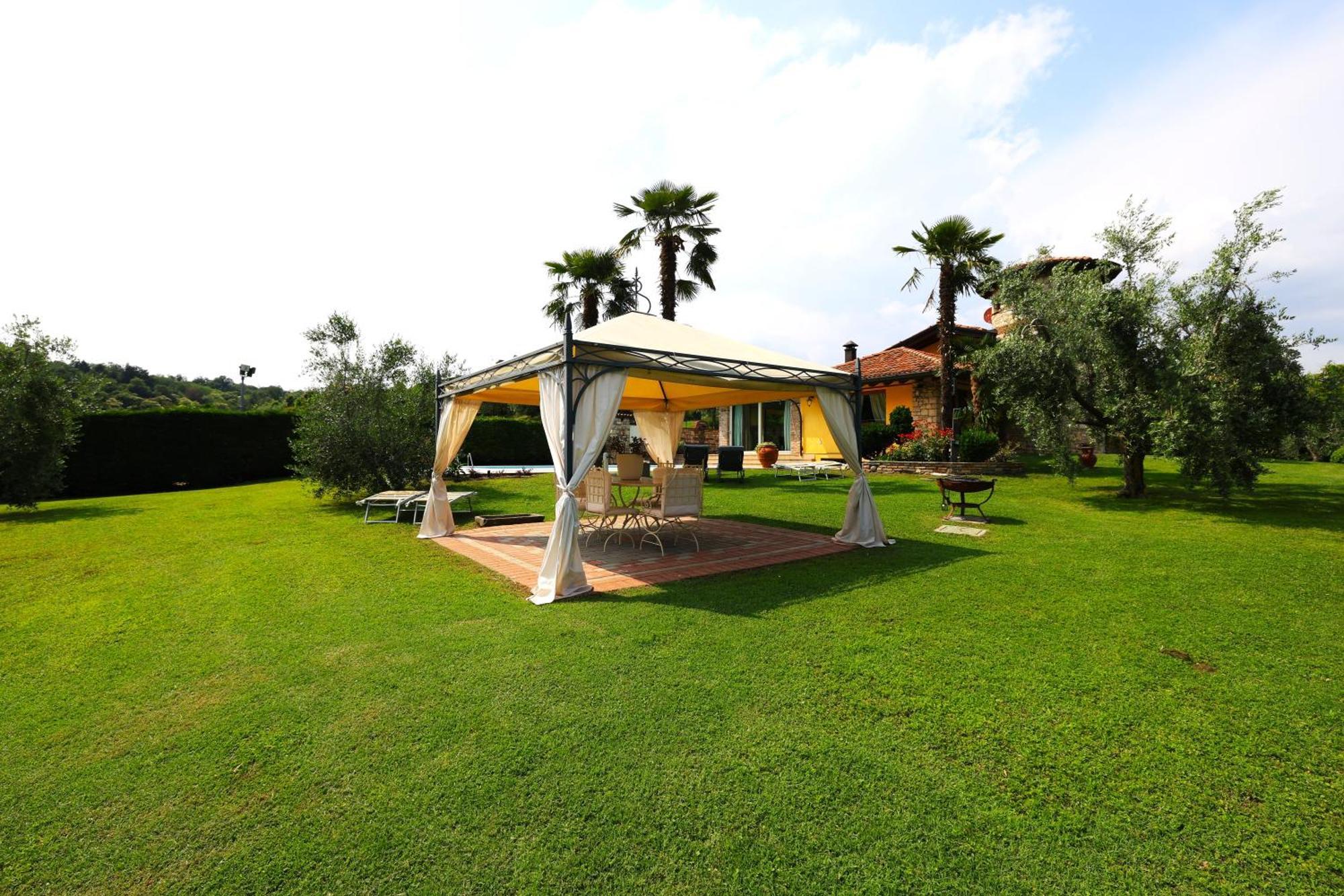 Villa Pedergnano Villa Cristina מראה חיצוני תמונה